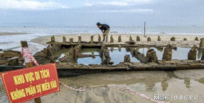 台风“海鸥”吹来古代商船！百年沉船出现在越南海滩